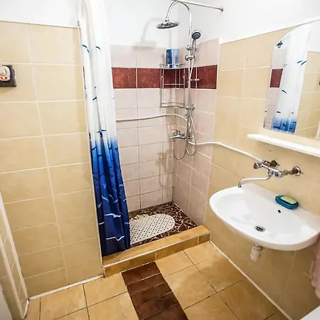 Centre Flat *