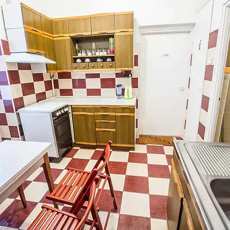בית אירוח Centre Flat