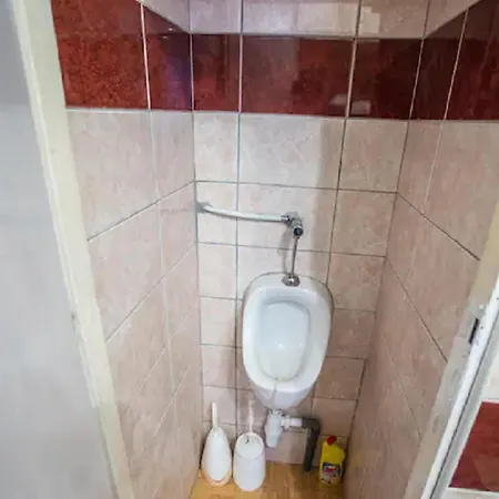בית אירוח Centre Flat