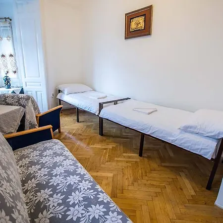 Privatunterkunft Centre Flat *