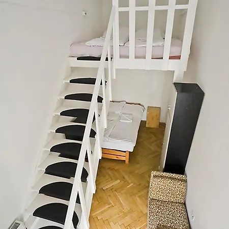 בית אירוח Centre Flat *