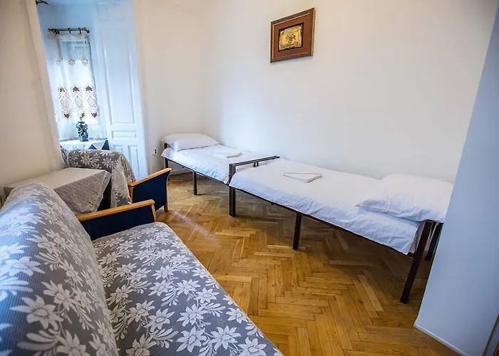 Rum i privatbostad Centre Flat *